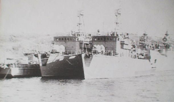 Файл:БТ-109 и БТ-15.jpg