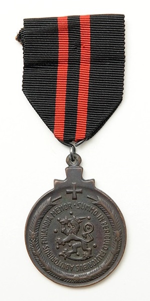 Файл:Памятная медаль Зимней войны 1939-1940 железо реверс.jpg