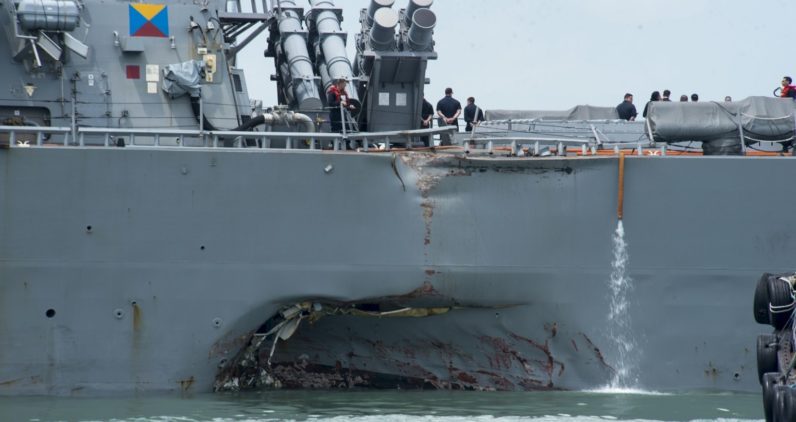Файл:DDG-56-USS-John-S-McCain-stolknovenie.jpeg