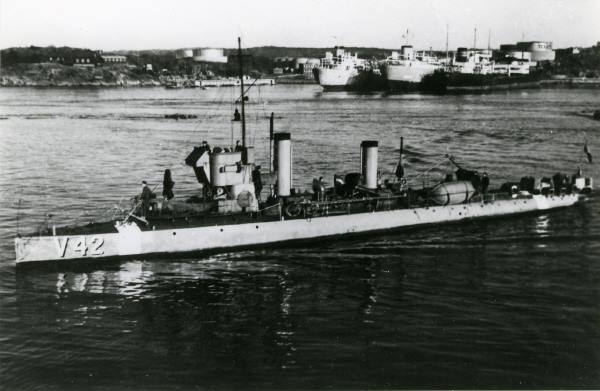 Файл:HMS Astrea.jpg