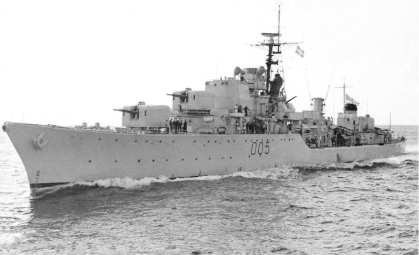 Файл:HMS Daring (старая вики).jpg