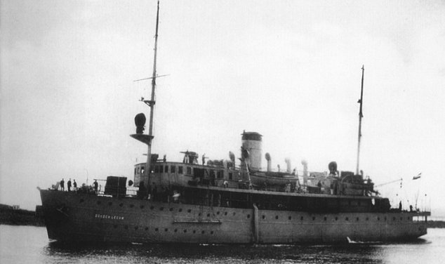Файл:Hr. Ms. Gouden Leeuw (1932).jpg