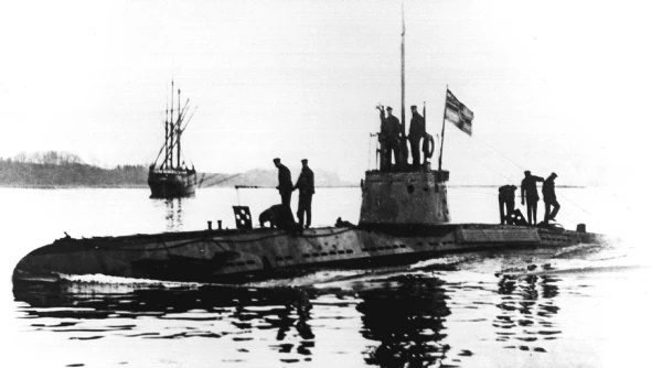 Файл:Submarine UB 9.jpg