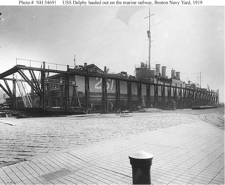 Файл:USS Delphy 1918 Boston.jpg