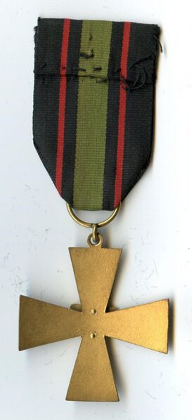 Файл:Äänisen muistoristi 2.jpg