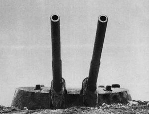 Одна из двух башен ББ-35