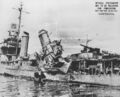 Повреждения USS Gansevoort после атаки камикадзе, 1944 г.