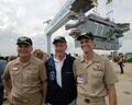 Джордж Буш старший во время строительства