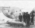 Выгрузка торпеды с эсминца Marqués de la Ensenada