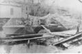 Замаскированный Д-3 под сеткой.