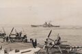 Истребители-бомбардировщики Hawker Sea Fury из авиагруппы HMAS Sydney (на заднем плане - американский линкор USS New Jersey).