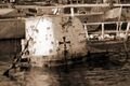 Затонувшая в порту Констанцы U-9 — над водой возвышается лишь рубка с "Крестом Веддигена".