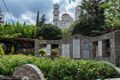 Мемориал на деревенской площади Канданоса.