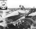 Момент спуска на воду USS Rasher (SS-269) на верфи Manitowoc Shipbuilding Co, Манитово, Висконсин, 20 декабря 1942 года.
