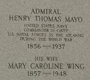 Памятник Адмирала Henry Thomas Mayo и его жены