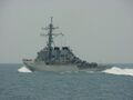 USS John S. McCain (DDG-56) в северной части Персидского залива, май 2002 г.