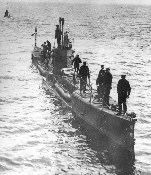 Файл:Подводная лодка Балтийского флота Макрель 1912.jpg