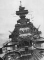 Немецкий тяжелый крейсер Prinz Eugen в море во время перехода из Бреста в Вильгельмсхафен