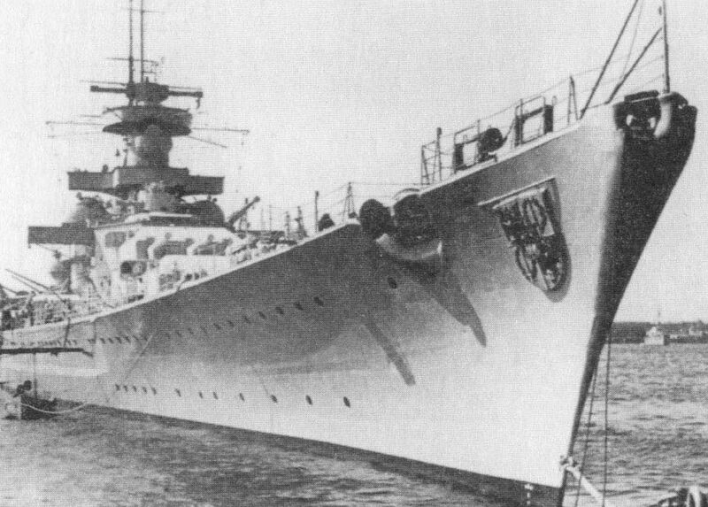 Файл:Форштевень Гнейзенау .jpeg