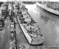 Крейсер USS Juneau во время стоянки на верфи о. Мэйр 26 января 1952 года. На корме видна недавно установленная спаренная установка 76-мм/50 орудий