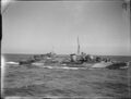 Эсминцы HMS Jupiter и HMS Kashmir (на заднем плане).