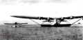 MB.411 рядом с летающей лодкой Late 521