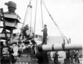 Замена орудий в ходе модернизации крейсера ARA Almirante Brown в 1943 г.