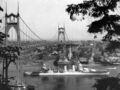 USS Astoria проходит под мостом Сент-Джонс, 16 июля 1937