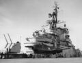 North American FJ-1 Fury взлетает с палубы авианосца USS Boxer.