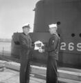 27 мая 1967 года в конце церемонии вывода из эксплуатации корабля USS Rasher (SS-269) на верфи «Маре-Айленд ».