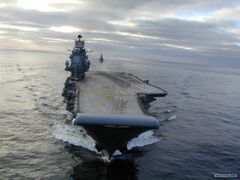 Тяжёлый авианосный крейсер «Адмирал флота Советского Союза Кузнецов» в море