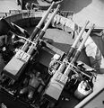 Счетверённая корабельная 40-мм зенитная установка на борту USS New Jersey.