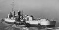 Буксировка спущенного на воду USS DD-719 Epperson (1945) - вооружение не установлено