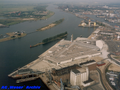 Торговый центр и развлекательный комплекс на месте верфи AG Weser