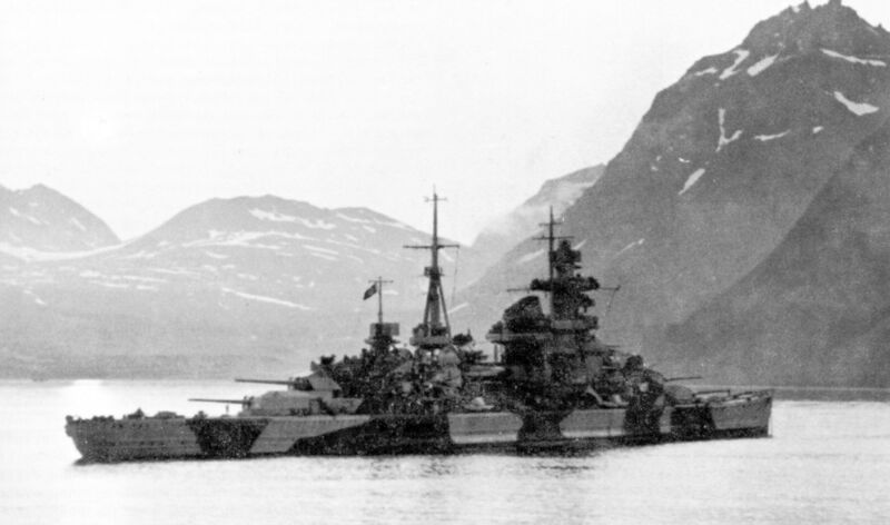 Файл:Admiral Hipper 87.jpg