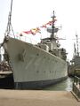 BAP Ferré (1973) (бывший HMS Decoy (1949)) после исключения из списков флота на базе в Каллао, октябрь 2007 года