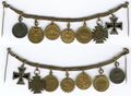 Медаль за Китайскую кампанию 1900-1901, вариант для лиц, принимавших непосредственное участие в боевых действиях. Миниатюра на цепочке с другими наградами.