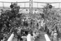 USS Montpelier во время церемонии пересечения экватора. На фоне видны гидросамолёты крейсера.