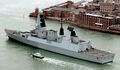 HMS Dauntless покидает базу в Портсмуте
