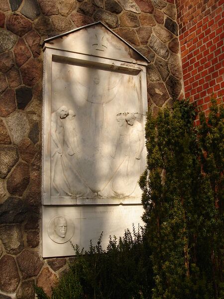 Файл:Epitaph Spee (Kiel) (1).jpg