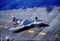 F9F-6 эскадрильи VF-24 на палубе авианосца USS Essex
