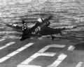 Ryan FR-1 Fireball взлетает с палубы эскортного авианосца USS Badoeng Strait, 1947 год.