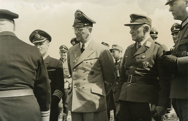 Файл:Friedrich Christiansen & other nazi.jpg