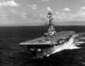 USS Princeton (LPH-5) вид спереди, сентябрь 1962 год.