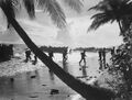 Американские войска высаживаются на остров Гуадалканал, 1942 год.