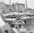 Самолет TS-1 на эсминце USS Charles Ausburn (1919) (тип Clemson)