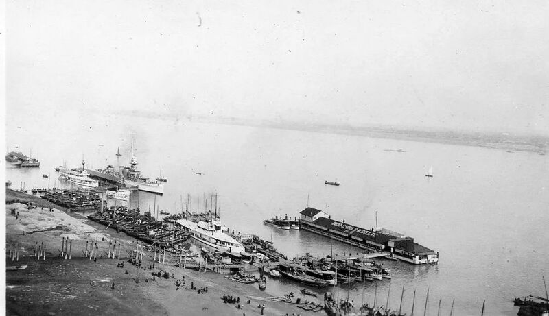 Файл:HMS Capetown Hankow 2 October 1937.jpg