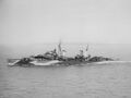 Крейсер HMS Charybdis на ходу (февраль 1943 года).