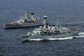 HMS Monmouth с INS Gomati в Индийском океане 2016г