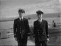 Офицеры HMS Parthian; слева направо: лейтенант Филлип Флойд Рэббидж и лейтенант Колин Арчибальд Кэнхэм. Между 14 и 25 января 1943 года, Бейрут.